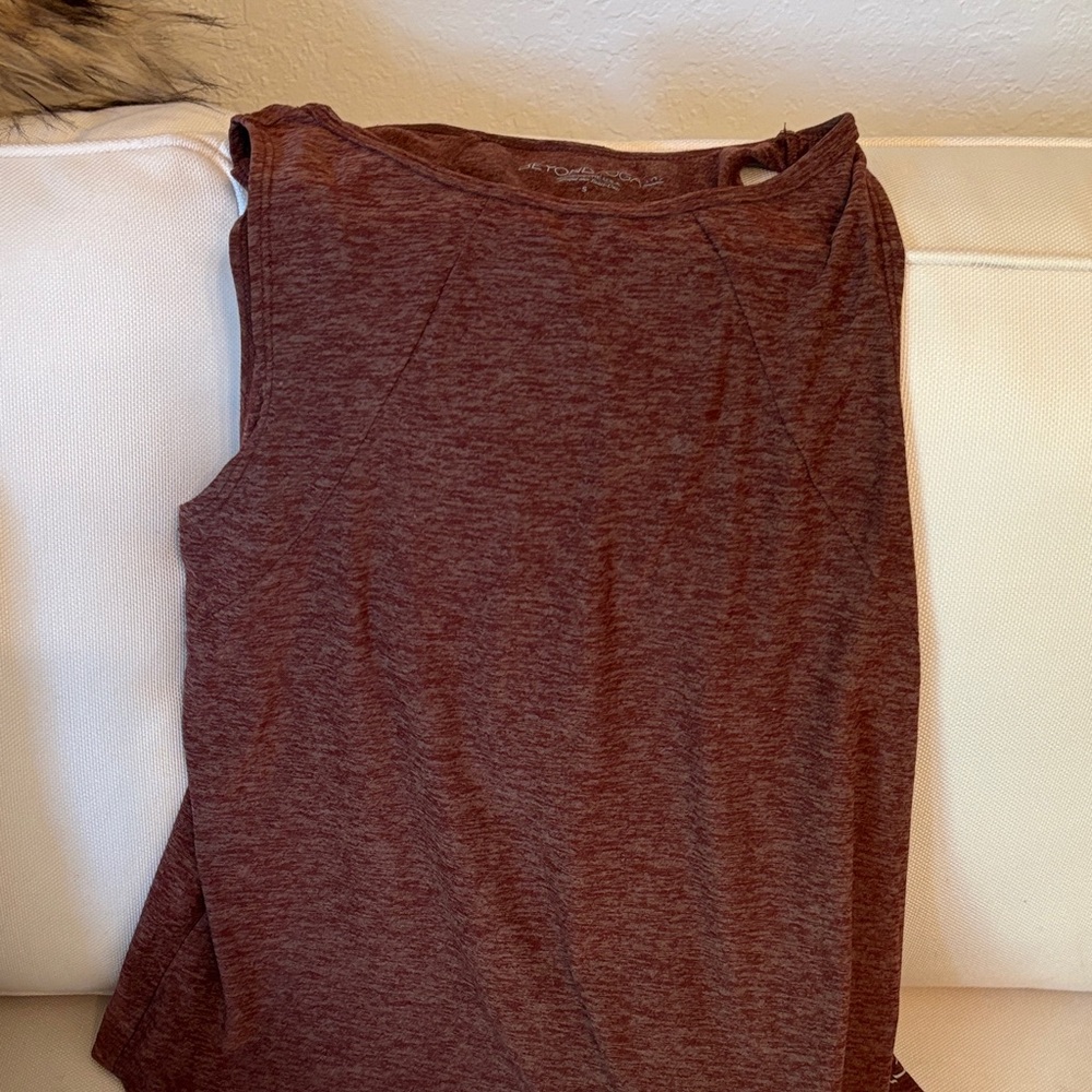 Beyond Yoga Women's Top in Maroon.